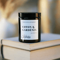 Bougie parfumée Coton & Gardenia 150 g en verre ambré – vue de face